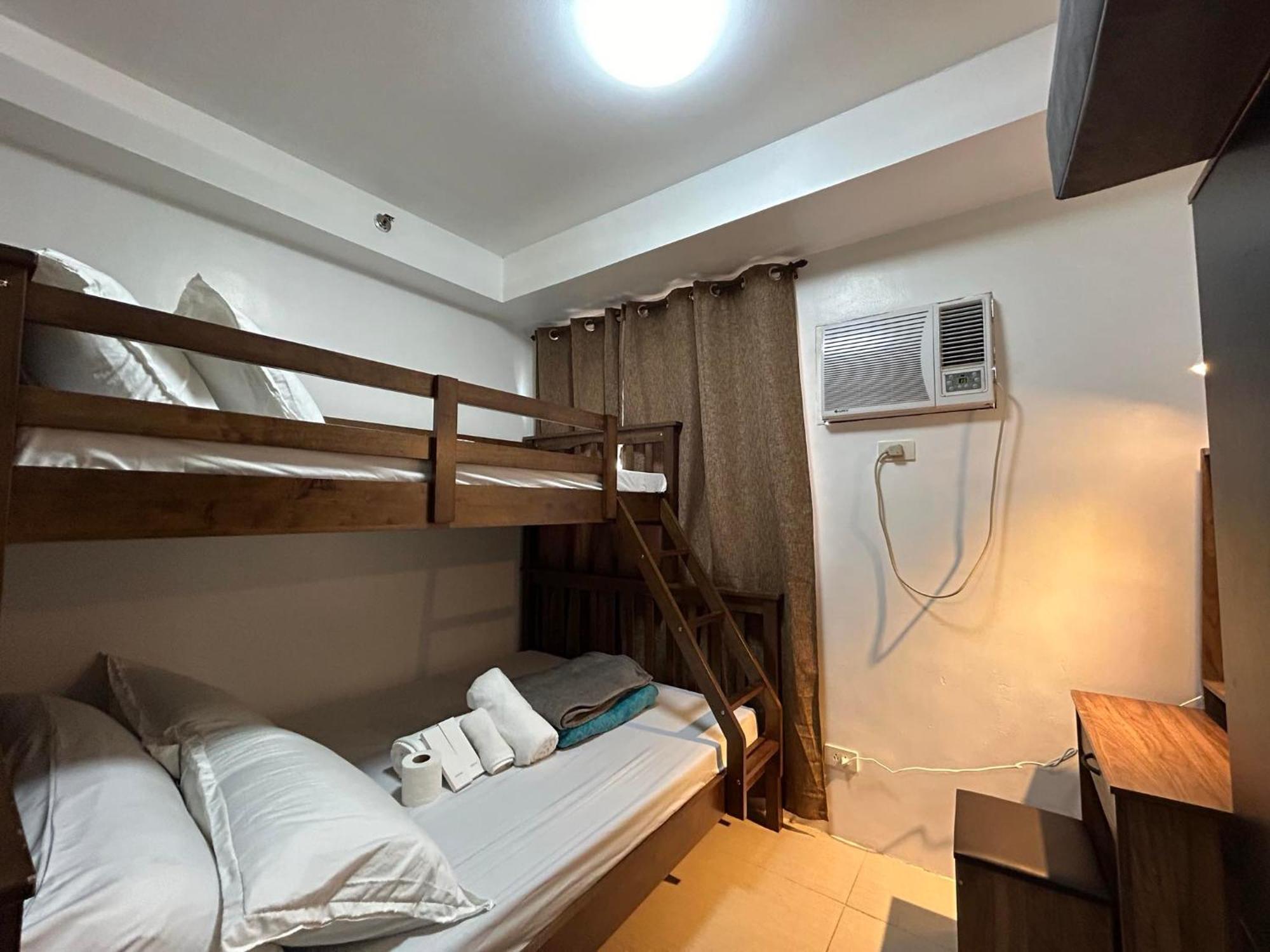 Mall Of Asia Shore Dynastel Staycation 파사이 외부 사진