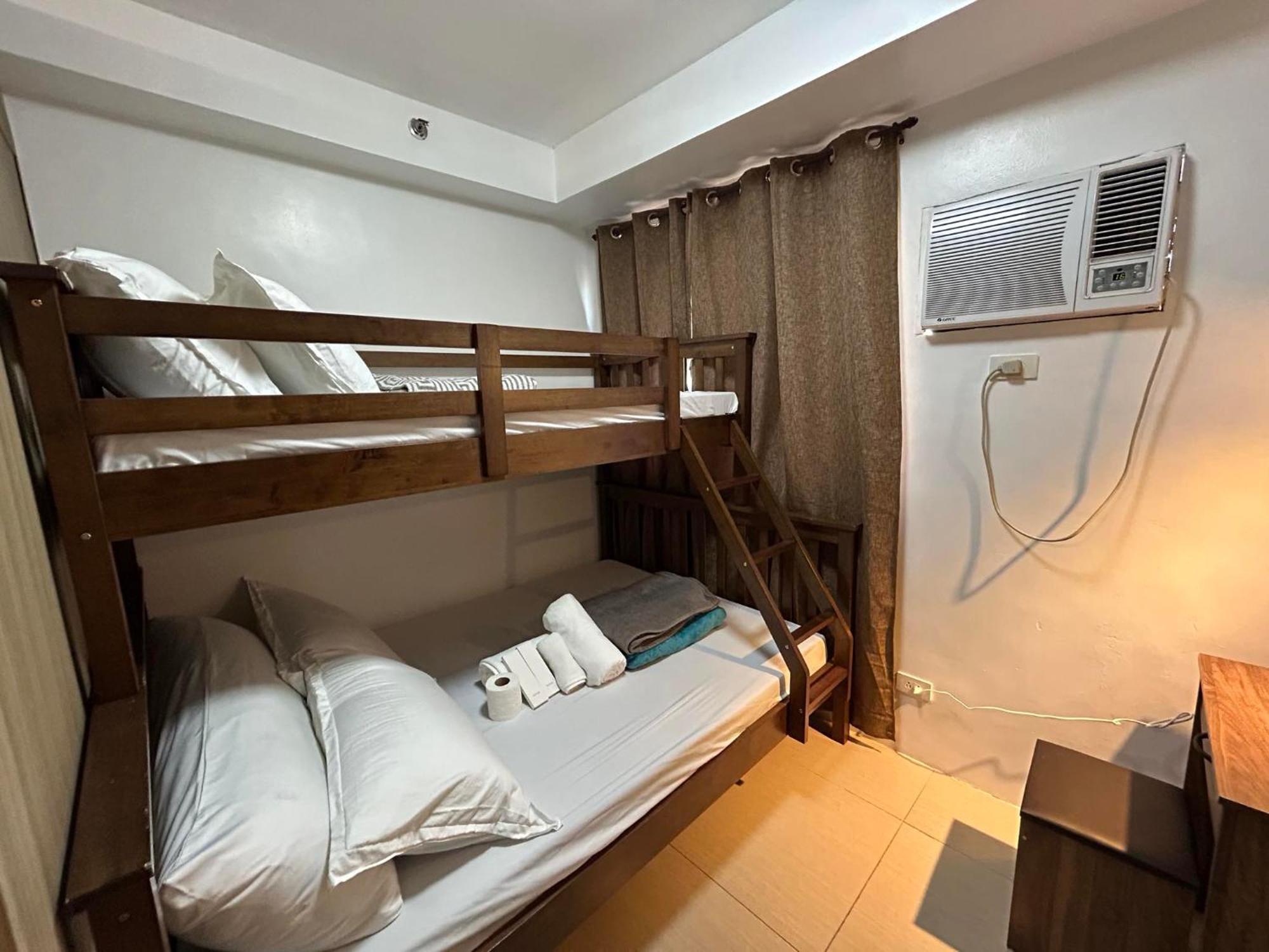 Mall Of Asia Shore Dynastel Staycation 파사이 외부 사진