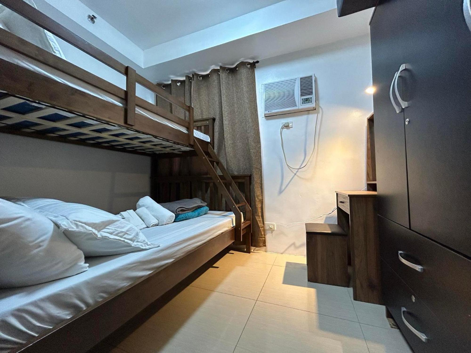 Mall Of Asia Shore Dynastel Staycation 파사이 외부 사진